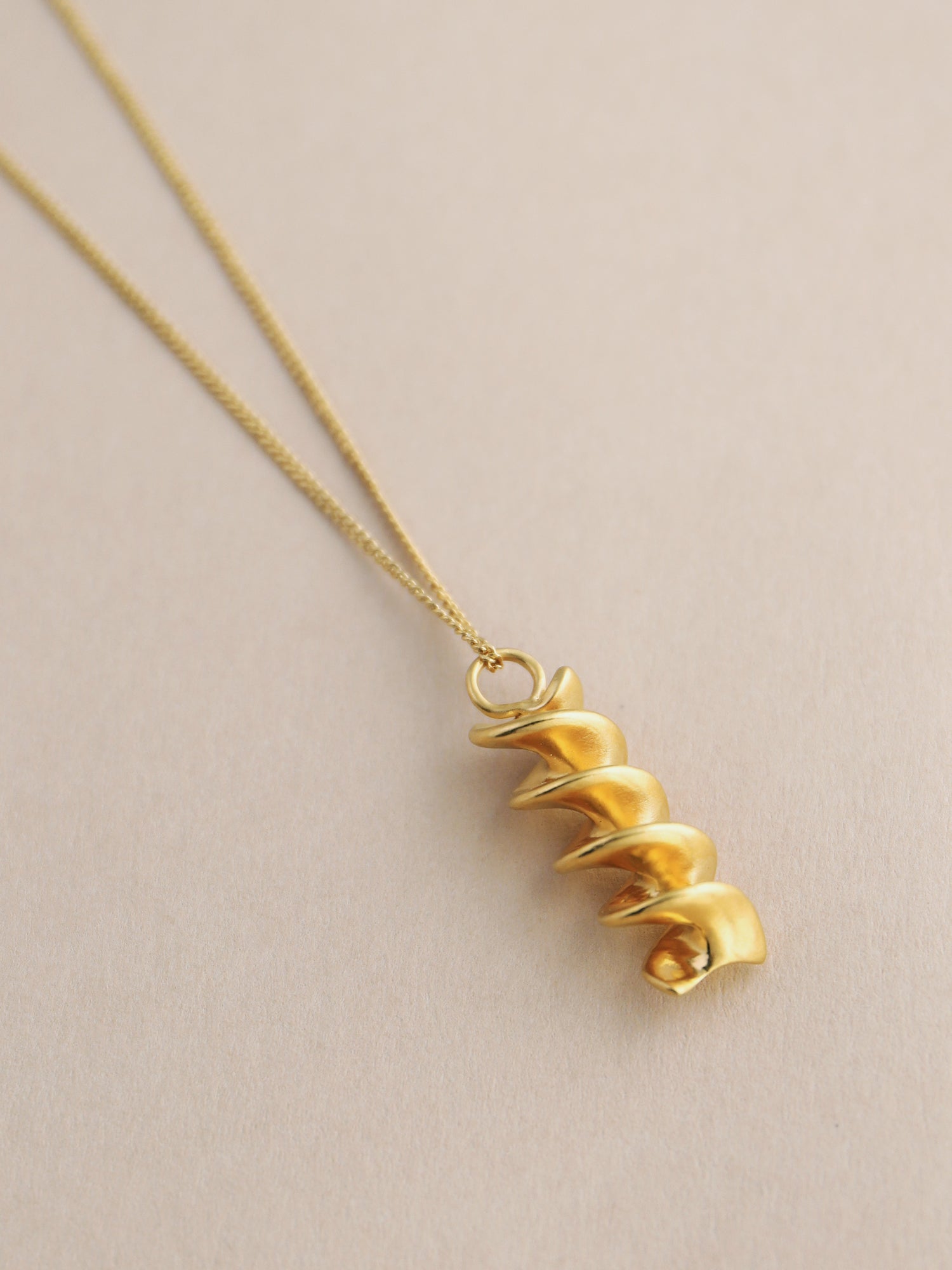 Fusilli Necklace - Gold