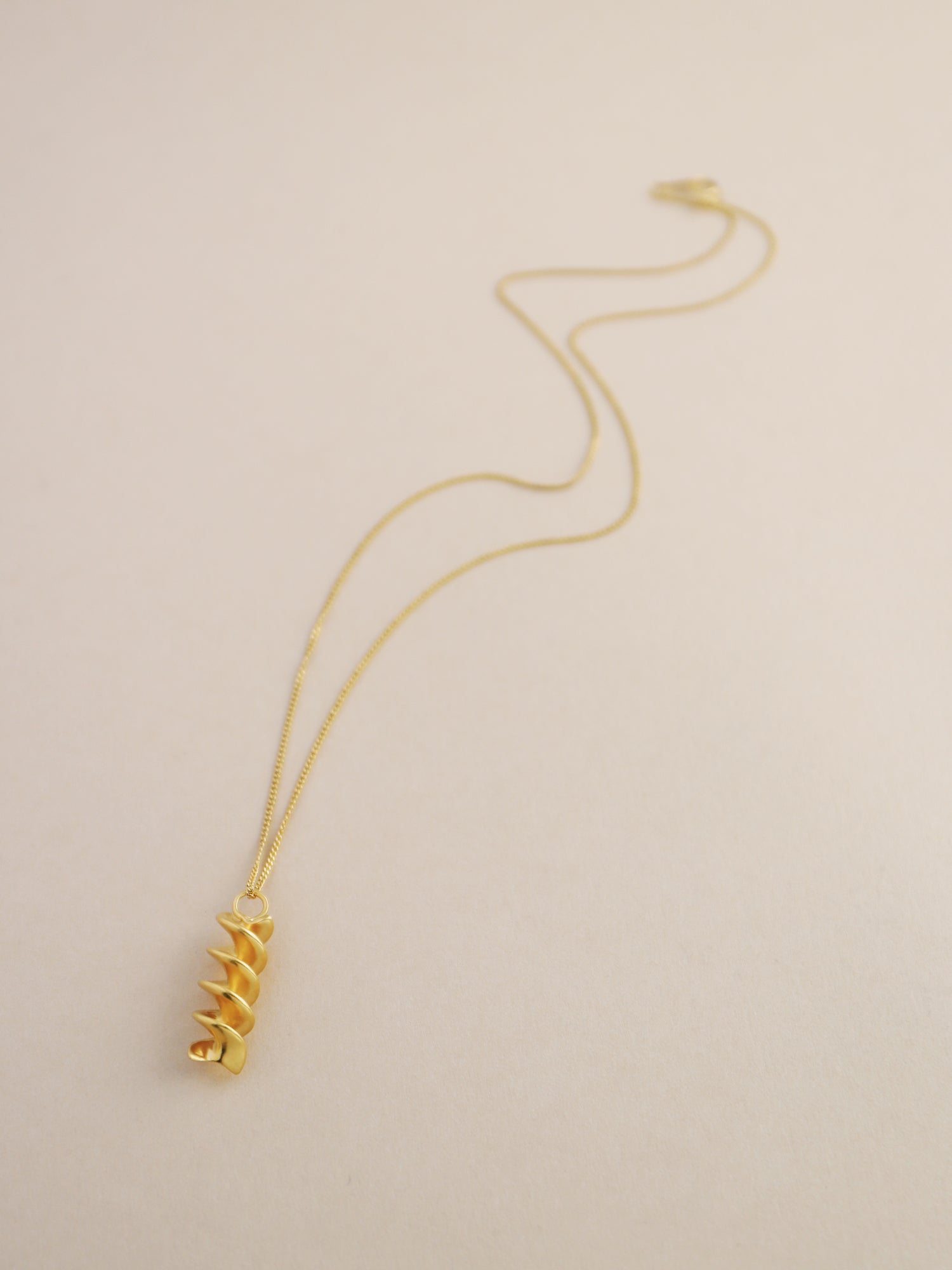 Fusilli Necklace - Gold