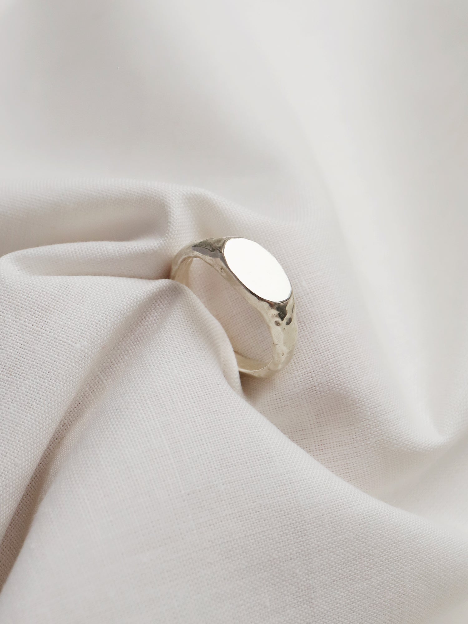 Oval Signet Ring - Silver