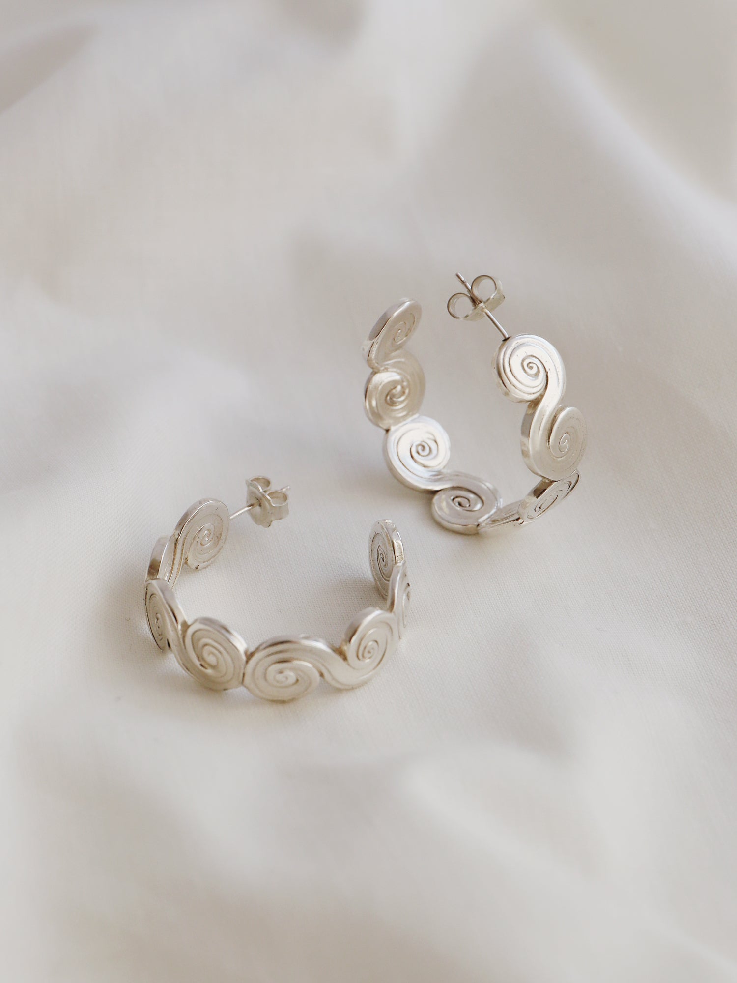 Whirlpool Hoops - Silver