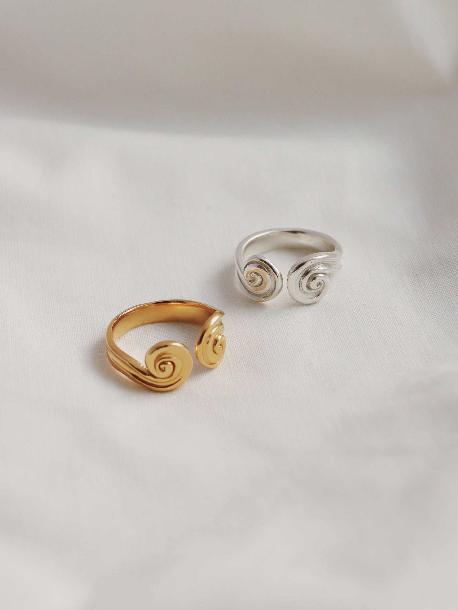 Whirlpool Ring - Gold